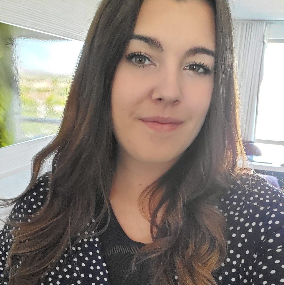 Meet your Posher, Ashley